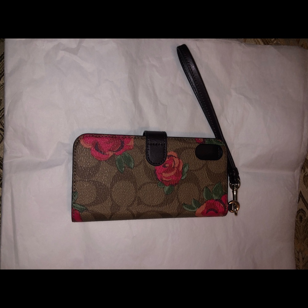 Coach - Picture 6 of 6